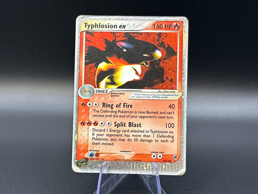 Typhlosion EX - *shapeshifter* - sandstorm HOLO e reader