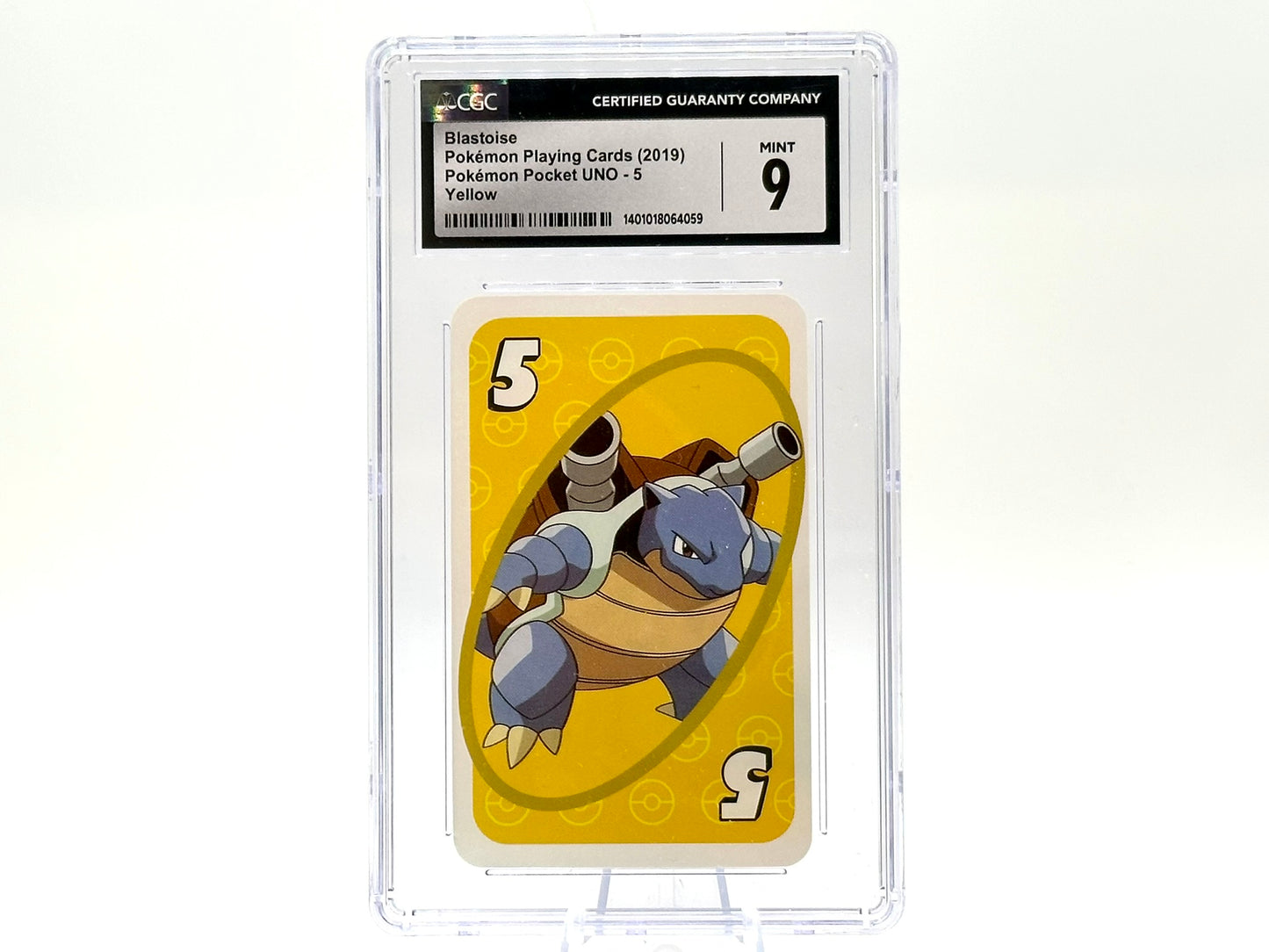 GRADED - Blastoise – Pokémon UNO (2019) – CGC 9 – Yellow 5 – Pocket UNO Card