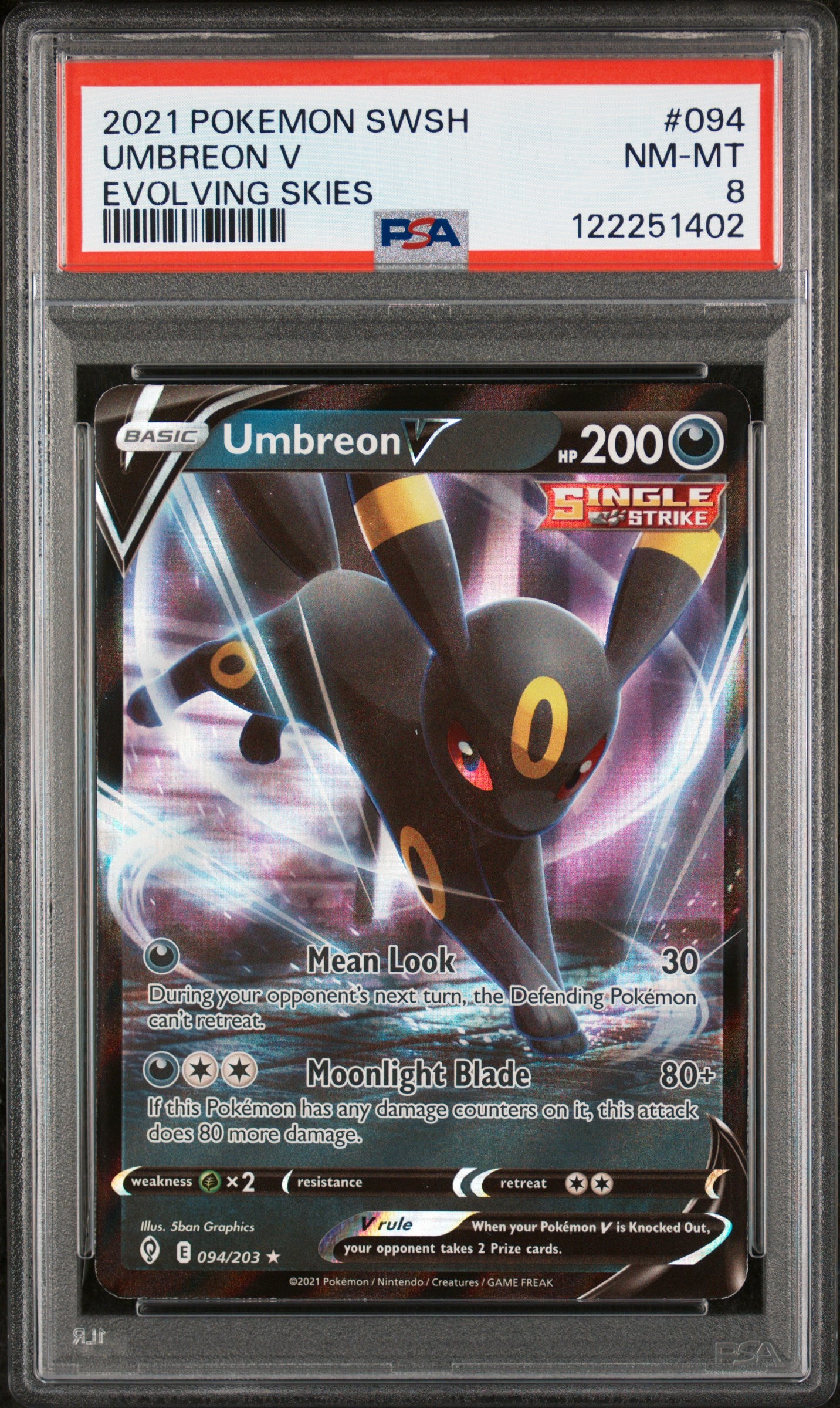 Graded Umbreon V (094/203) - EVOLVING SKIES Pokémon Card