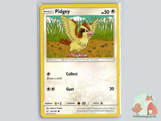 Pidgey (121/181) - Team Up Pokémon Card