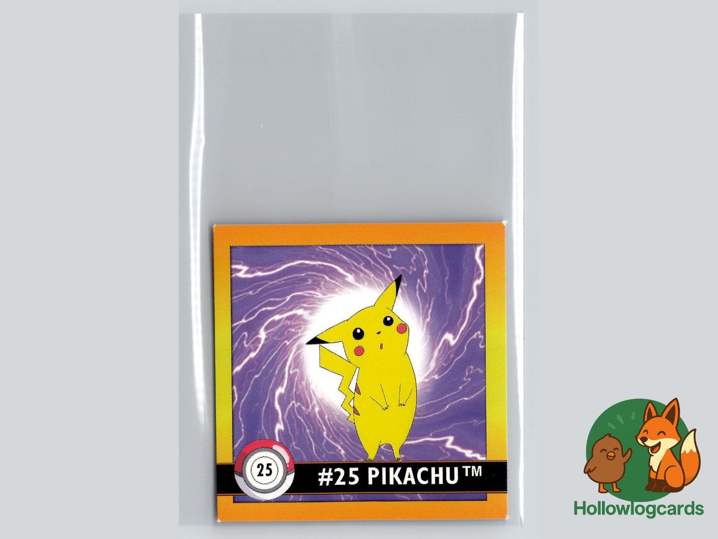 Pikachu - Topps Trading Cards Series 1 Pokémon Card